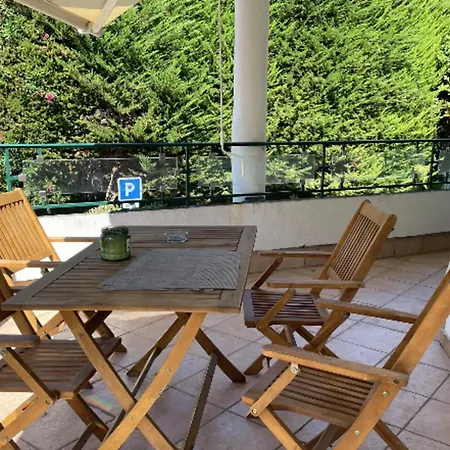 Facing The Sea 2 Steps From The Beaches *