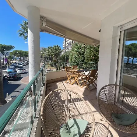 Apartamento Facing The Sea 2 Steps From The Beaches