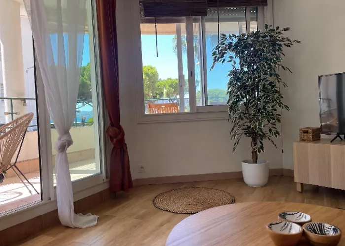 Facing The Sea 2 Steps From The Beaches Apartment