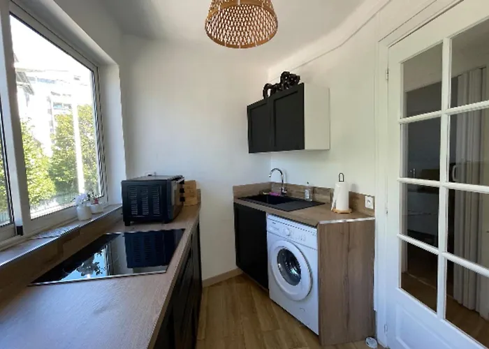 Facing The Sea 2 Steps From The Beaches Apartment *