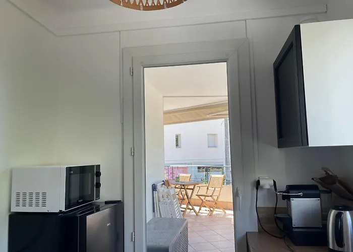 Facing The Sea 2 Steps From The Beaches Apartman *